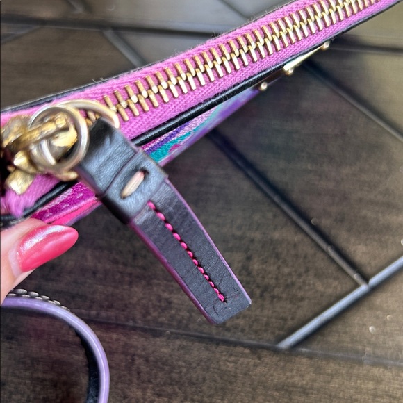 Dooney & Bourke x Disney Parks It's a small world collab wristlet bag authentic - Picture 5 of 12